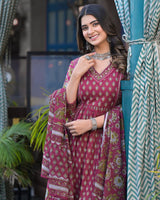 Utsaahit Festive Gathering Cotton Floral Printed Kurta Pant Dupatta Set