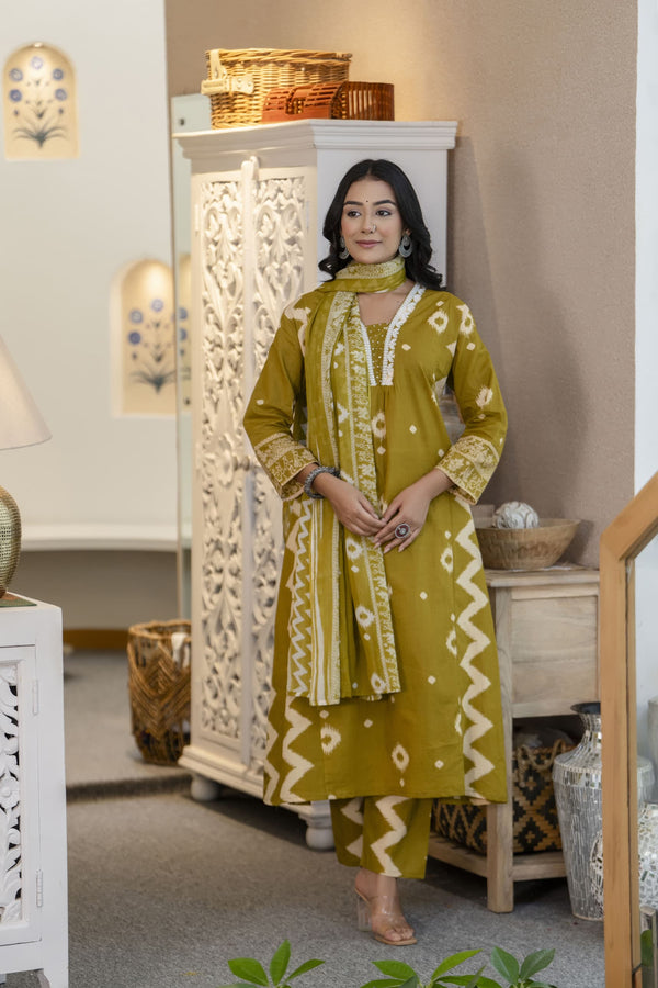 Elegant Mehndi Green V-Neck Cotton Kurta Pant Dupatta Set - Utsaahit